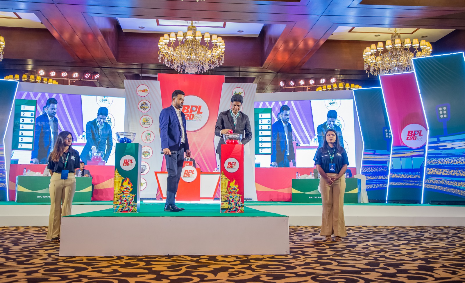 Free HTML5 Bootstrap Template by FREEHTML5.co